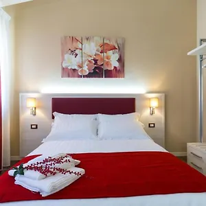 https://venice-airport-villa-erica-1.hotelslidodijesolo.com